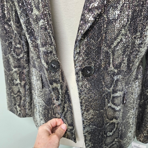 Alberto Mikali Sequin Blazer Jacket Animal Print Button Snap Closure Medium NWT - Picture 3 of 12
